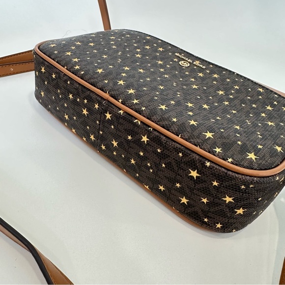 New Michael Kors Jet Set Charm Large East West Star Signature Camera Crossbody - Picture 4 of 12